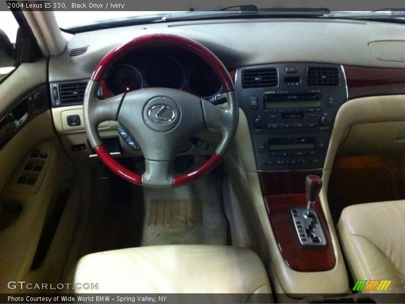 Black Onyx / Ivory 2004 Lexus ES 330