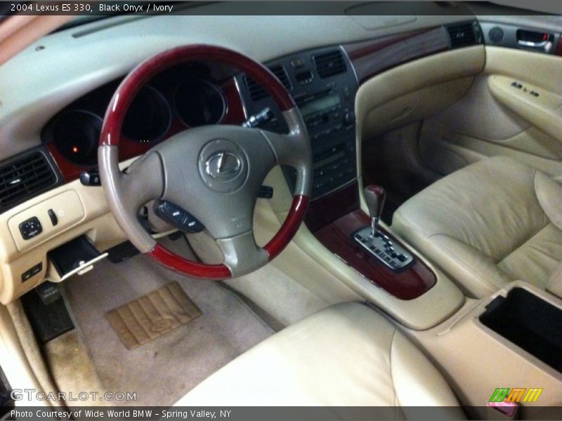 Black Onyx / Ivory 2004 Lexus ES 330