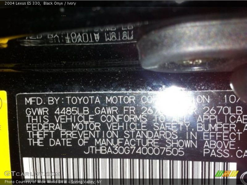 Black Onyx / Ivory 2004 Lexus ES 330