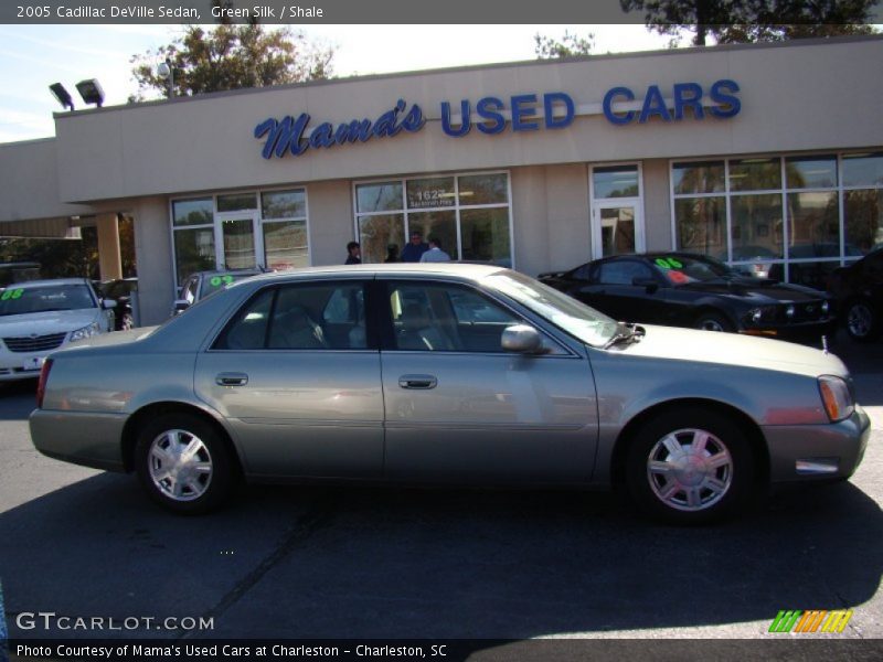 Green Silk / Shale 2005 Cadillac DeVille Sedan