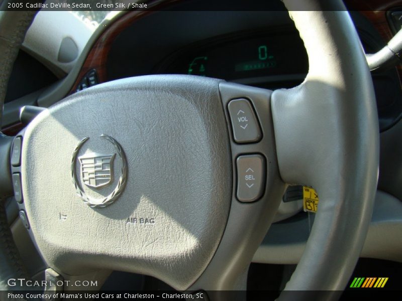 Green Silk / Shale 2005 Cadillac DeVille Sedan