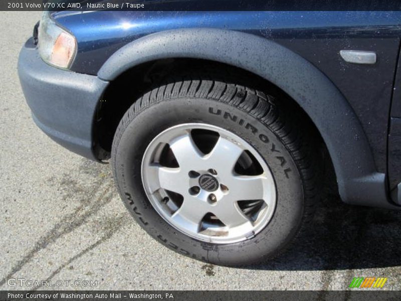 Nautic Blue / Taupe 2001 Volvo V70 XC AWD