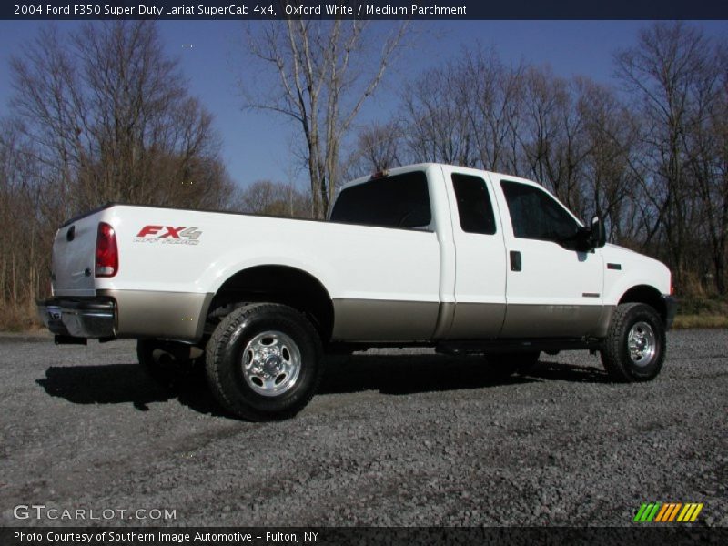 Oxford White / Medium Parchment 2004 Ford F350 Super Duty Lariat SuperCab 4x4