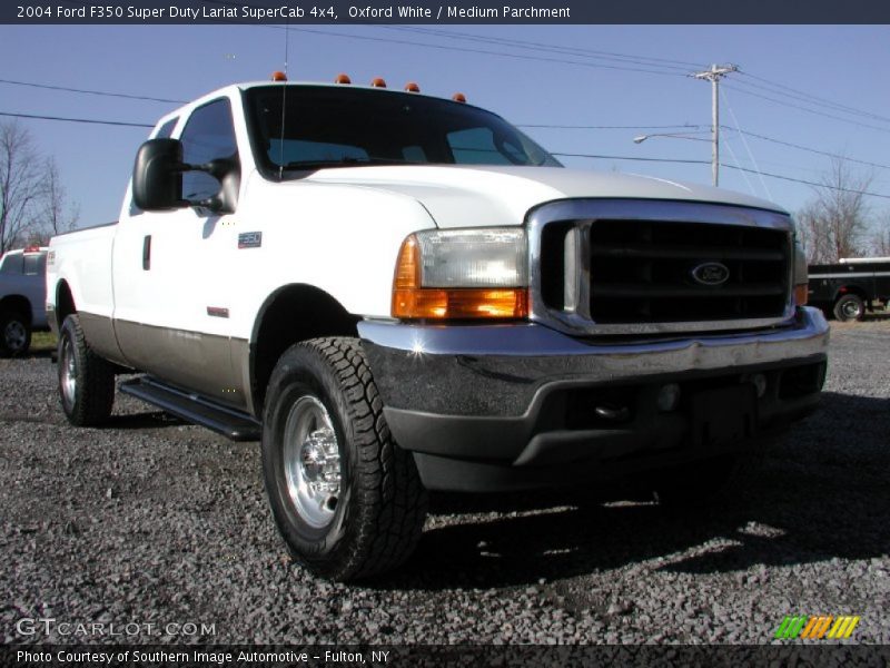 Oxford White / Medium Parchment 2004 Ford F350 Super Duty Lariat SuperCab 4x4