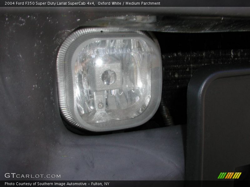 Oxford White / Medium Parchment 2004 Ford F350 Super Duty Lariat SuperCab 4x4