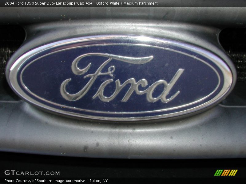 Oxford White / Medium Parchment 2004 Ford F350 Super Duty Lariat SuperCab 4x4