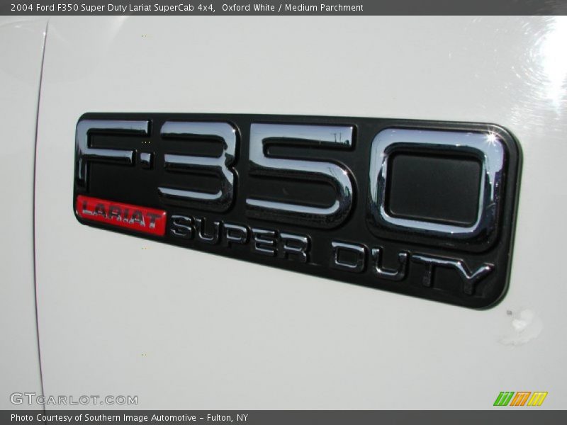 Oxford White / Medium Parchment 2004 Ford F350 Super Duty Lariat SuperCab 4x4