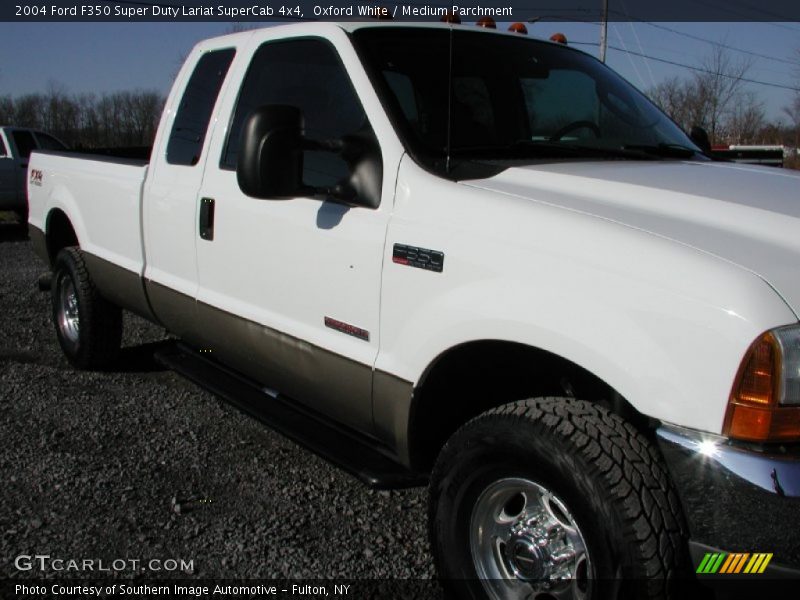 Oxford White / Medium Parchment 2004 Ford F350 Super Duty Lariat SuperCab 4x4