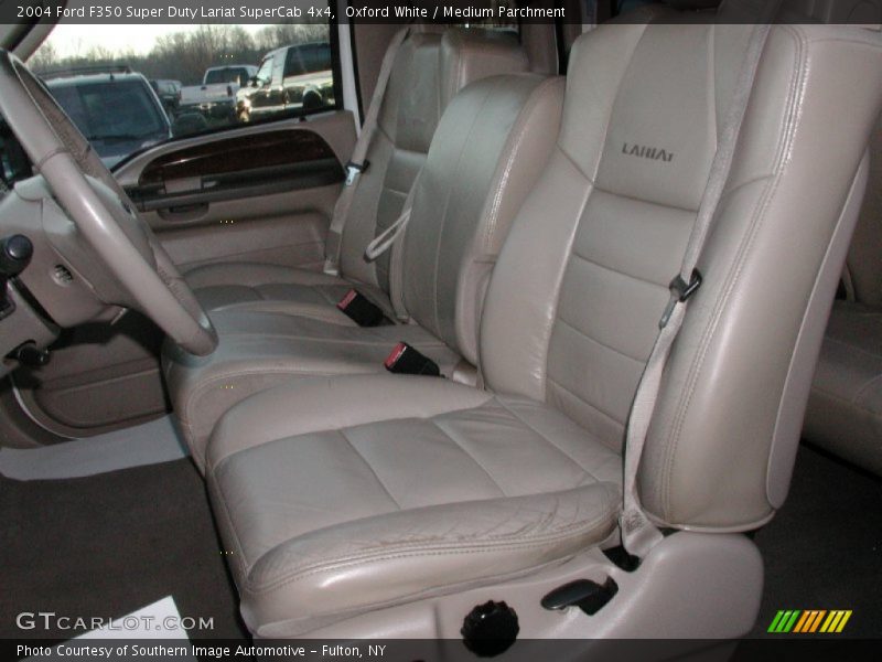 Oxford White / Medium Parchment 2004 Ford F350 Super Duty Lariat SuperCab 4x4