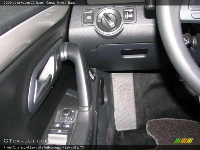 Candy White / Black 2009 Volkswagen CC Sport