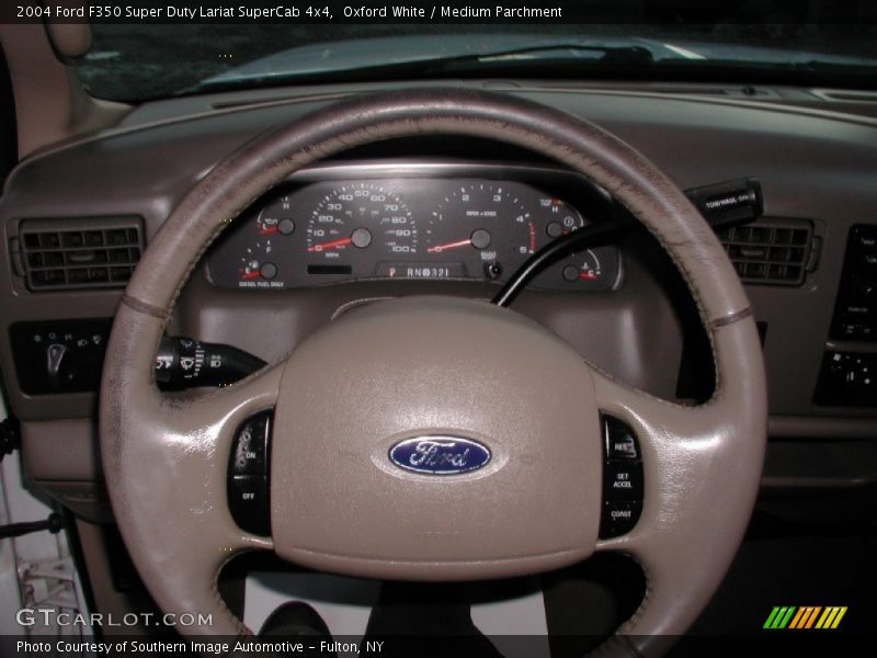 Oxford White / Medium Parchment 2004 Ford F350 Super Duty Lariat SuperCab 4x4