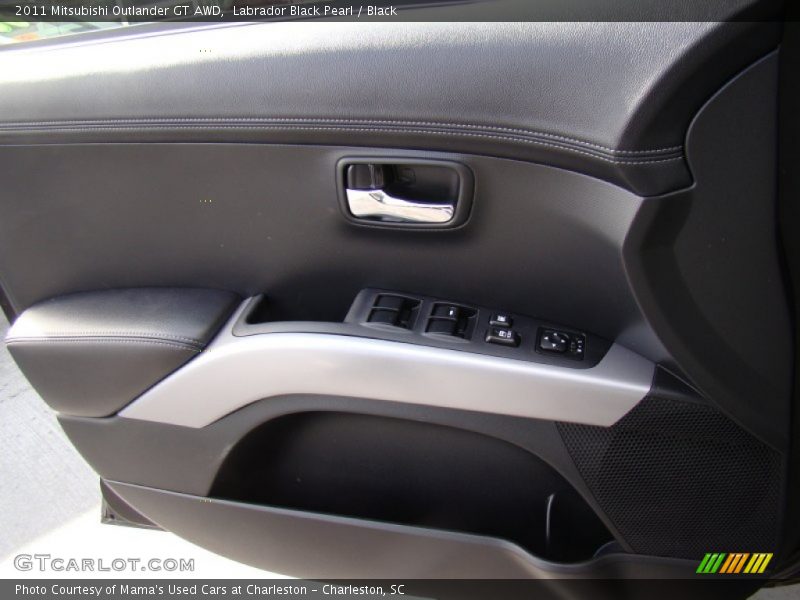 Labrador Black Pearl / Black 2011 Mitsubishi Outlander GT AWD