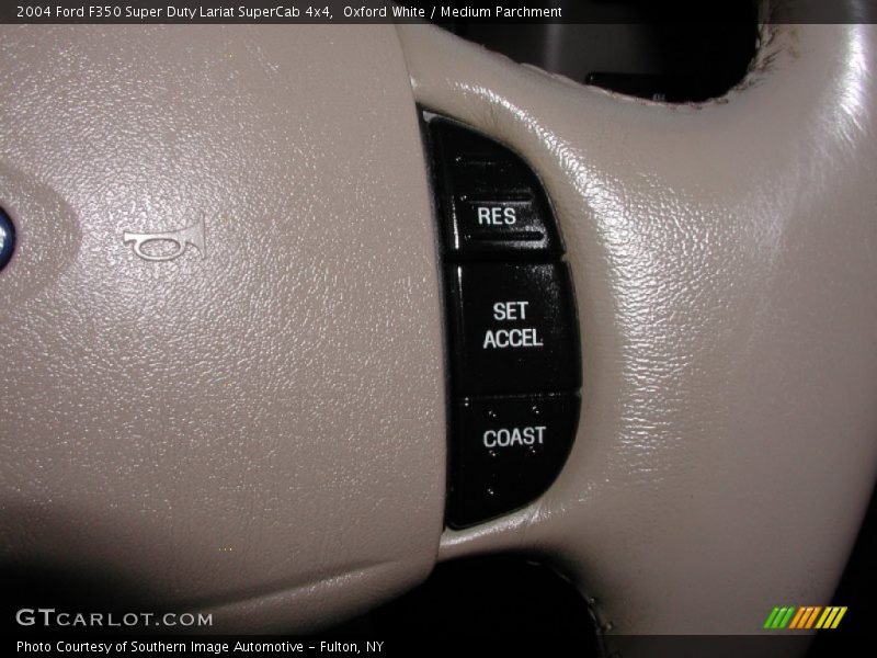 Oxford White / Medium Parchment 2004 Ford F350 Super Duty Lariat SuperCab 4x4