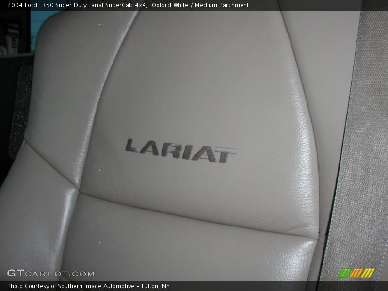 Oxford White / Medium Parchment 2004 Ford F350 Super Duty Lariat SuperCab 4x4