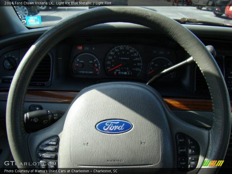 Light Ice Blue Metallic / Light Flint 2004 Ford Crown Victoria LX