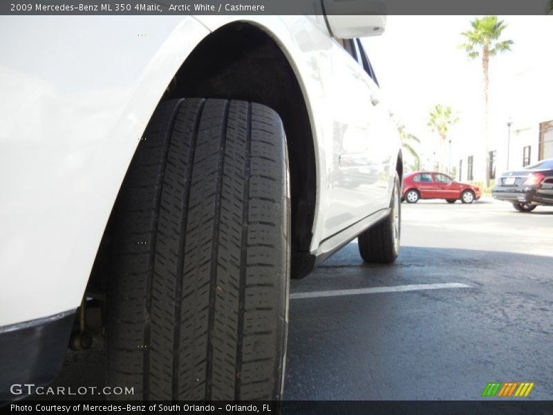 Arctic White / Cashmere 2009 Mercedes-Benz ML 350 4Matic