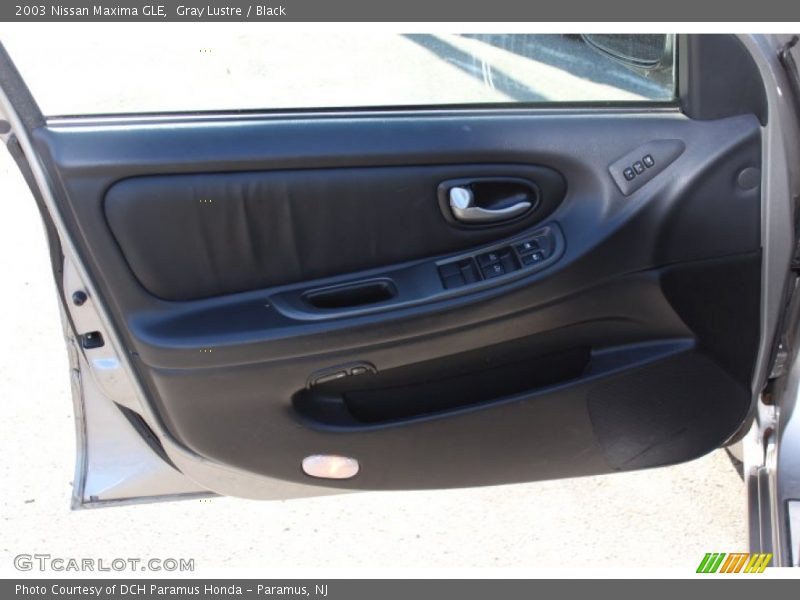 Gray Lustre / Black 2003 Nissan Maxima GLE