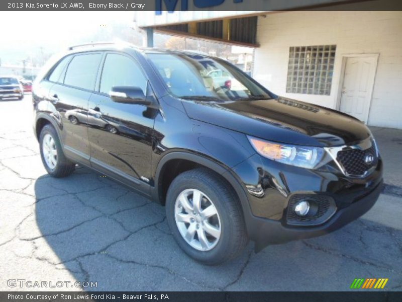 Ebony Black / Gray 2013 Kia Sorento LX AWD