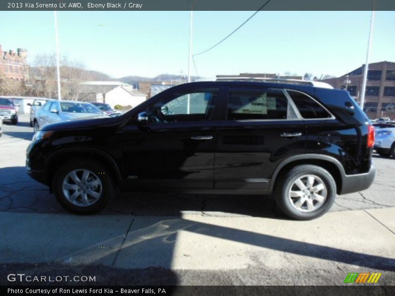 Ebony Black / Gray 2013 Kia Sorento LX AWD