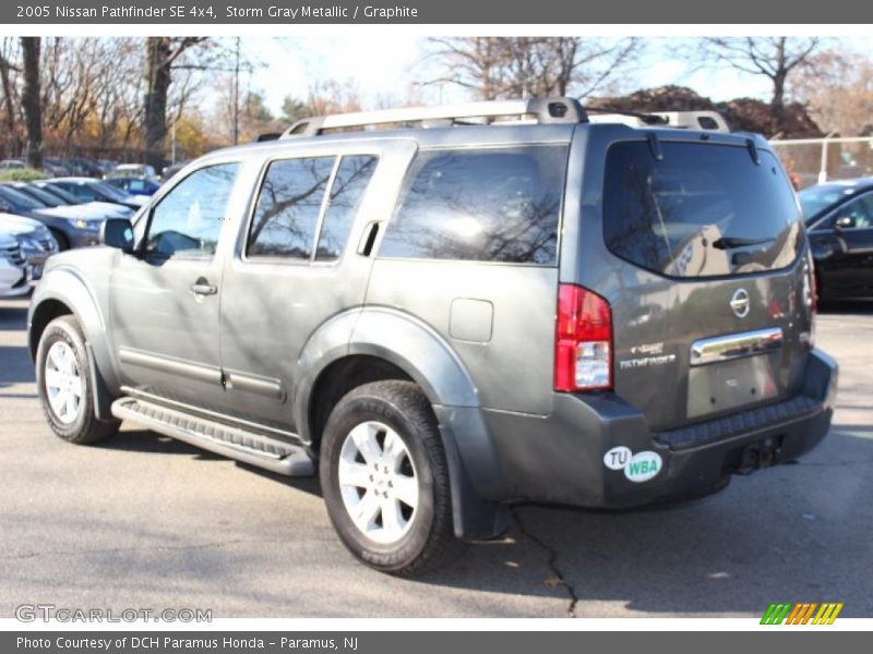 Storm Gray Metallic / Graphite 2005 Nissan Pathfinder SE 4x4