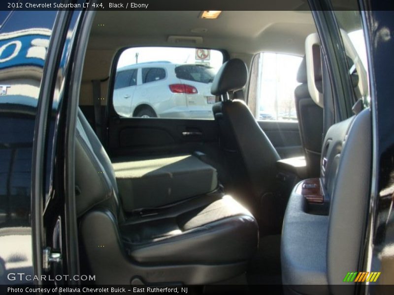 Black / Ebony 2012 Chevrolet Suburban LT 4x4