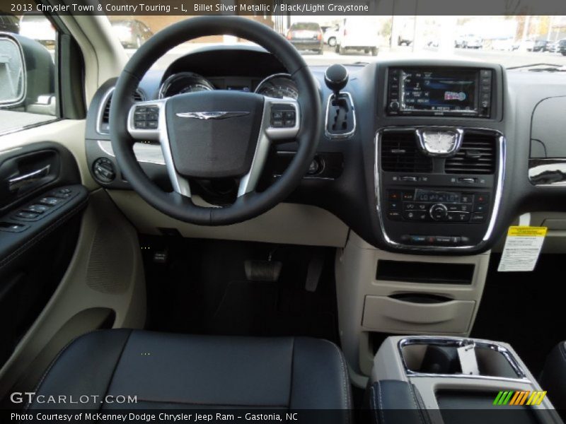 Dashboard of 2013 Town & Country Touring - L