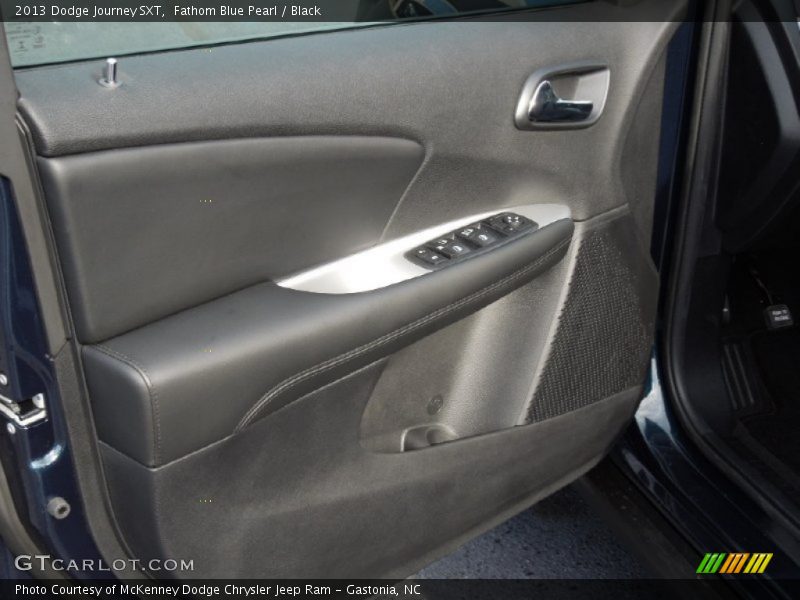 Fathom Blue Pearl / Black 2013 Dodge Journey SXT