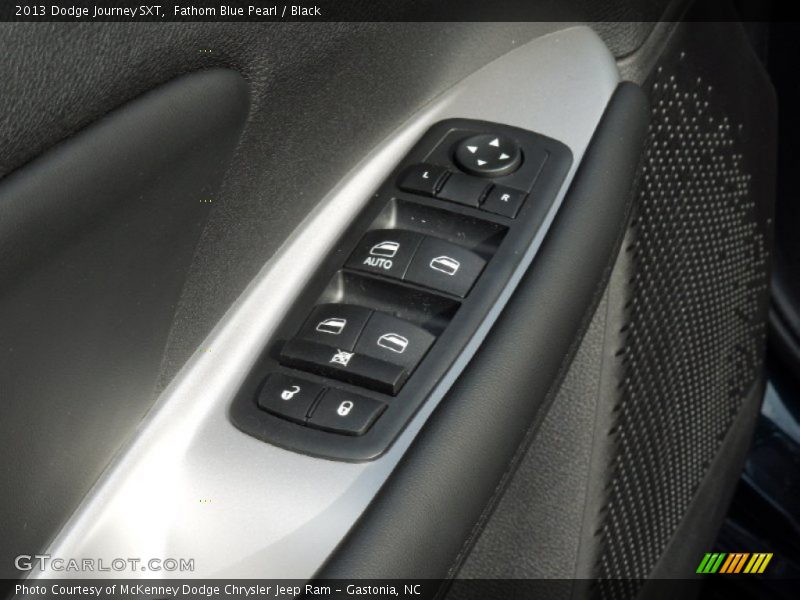 Fathom Blue Pearl / Black 2013 Dodge Journey SXT