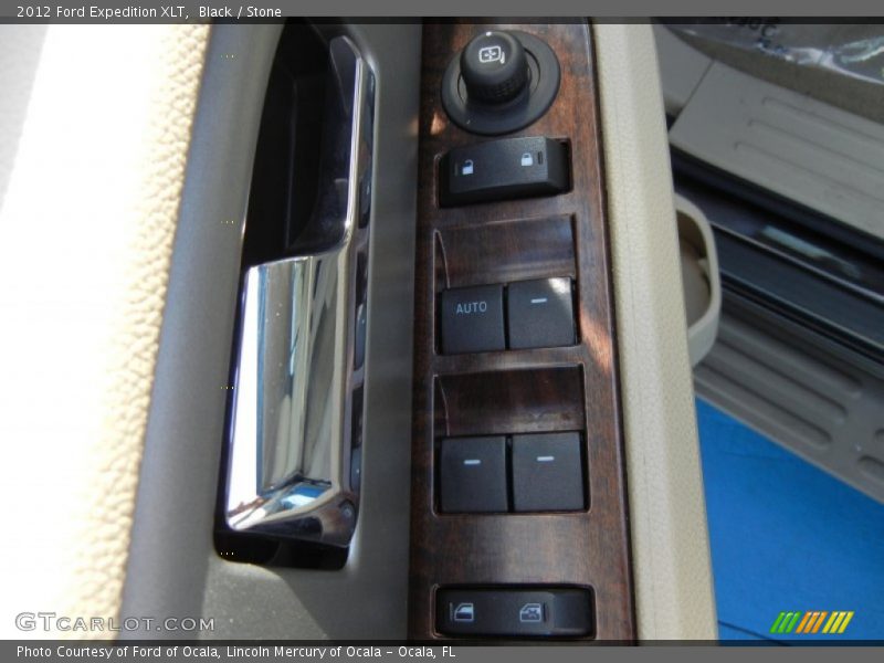 Black / Stone 2012 Ford Expedition XLT