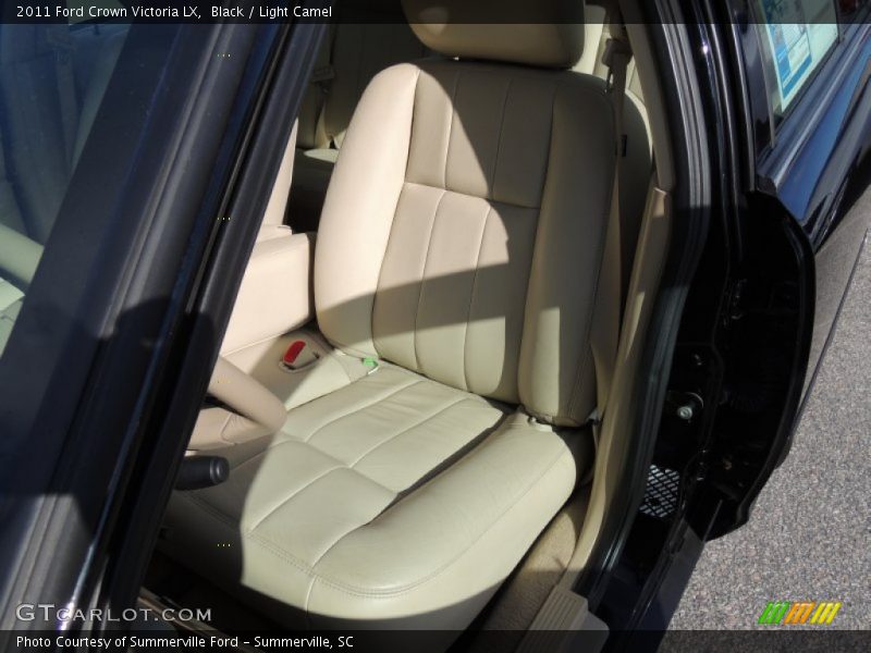 Black / Light Camel 2011 Ford Crown Victoria LX