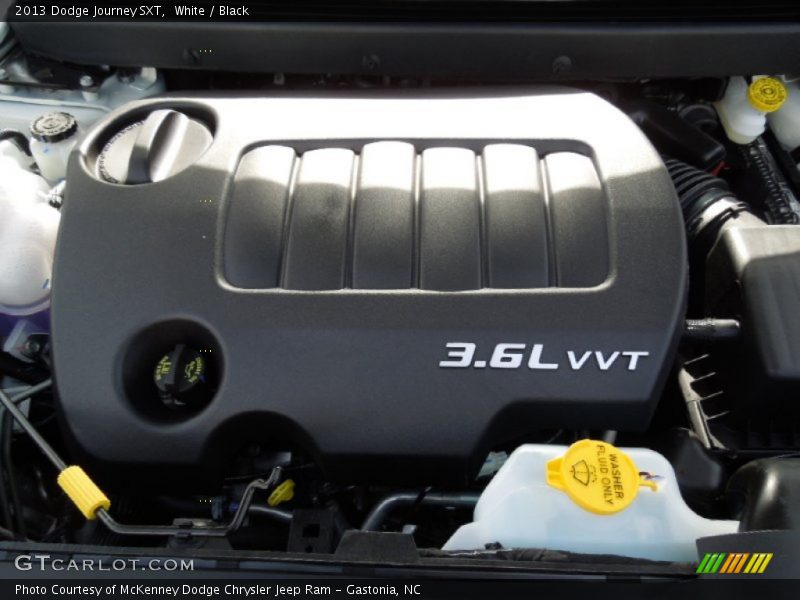 White / Black 2013 Dodge Journey SXT