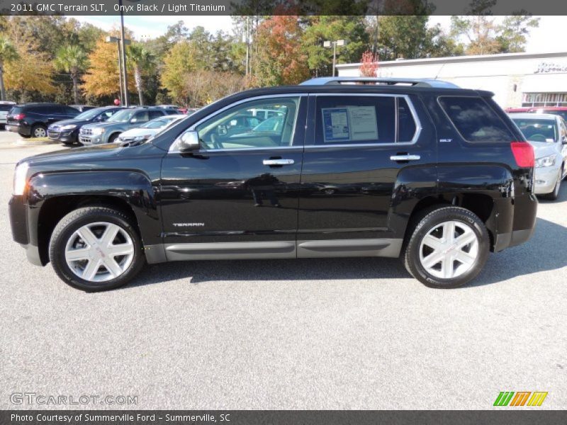 Onyx Black / Light Titanium 2011 GMC Terrain SLT