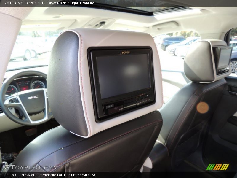 Onyx Black / Light Titanium 2011 GMC Terrain SLT