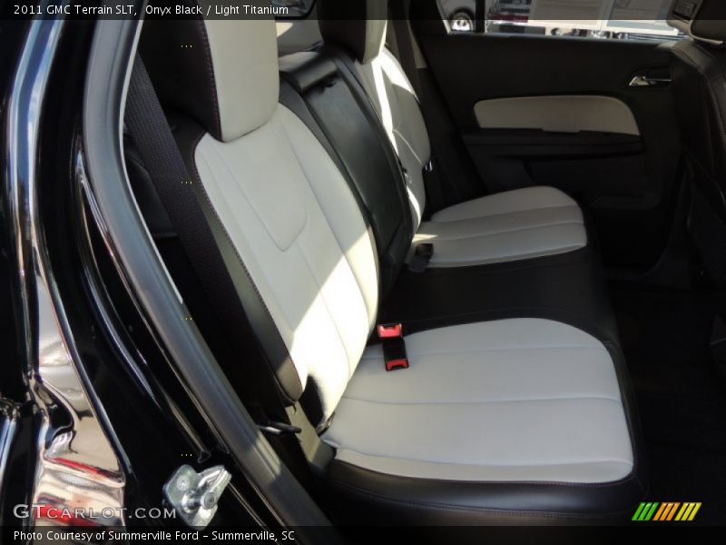 Onyx Black / Light Titanium 2011 GMC Terrain SLT