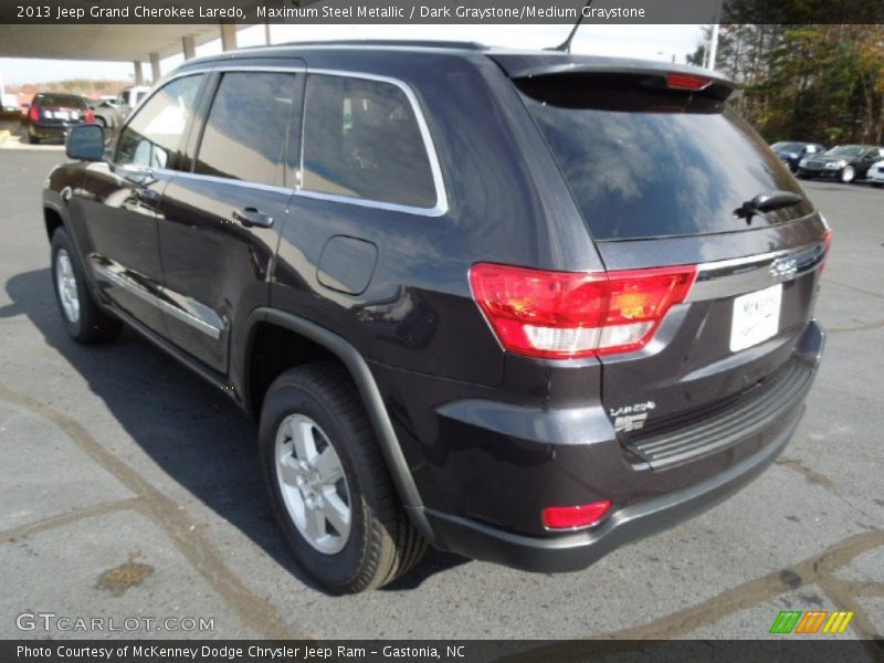 Maximum Steel Metallic / Dark Graystone/Medium Graystone 2013 Jeep Grand Cherokee Laredo