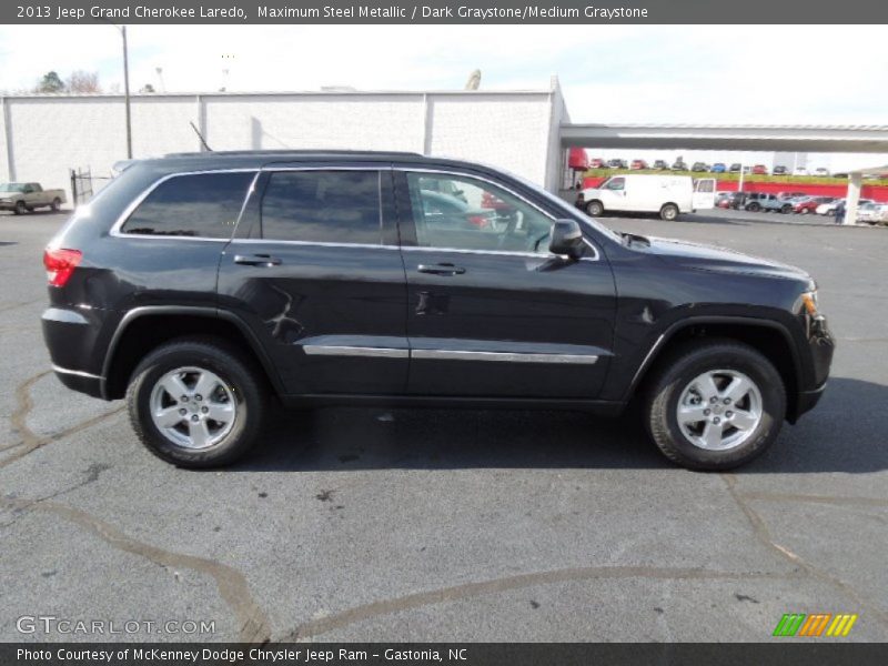 Maximum Steel Metallic / Dark Graystone/Medium Graystone 2013 Jeep Grand Cherokee Laredo