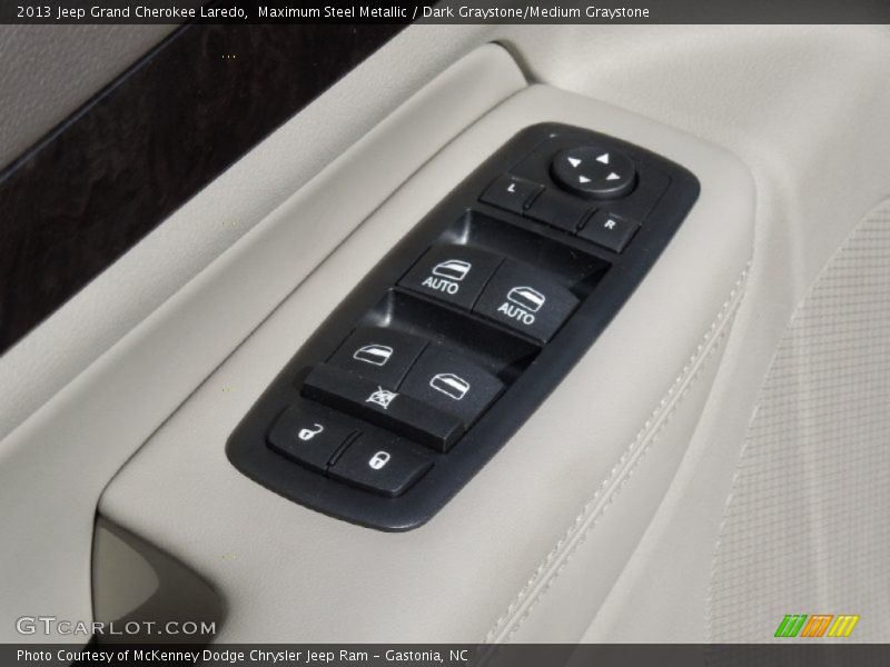 Maximum Steel Metallic / Dark Graystone/Medium Graystone 2013 Jeep Grand Cherokee Laredo