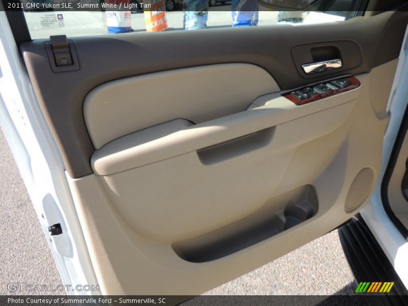 Summit White / Light Tan 2011 GMC Yukon SLE
