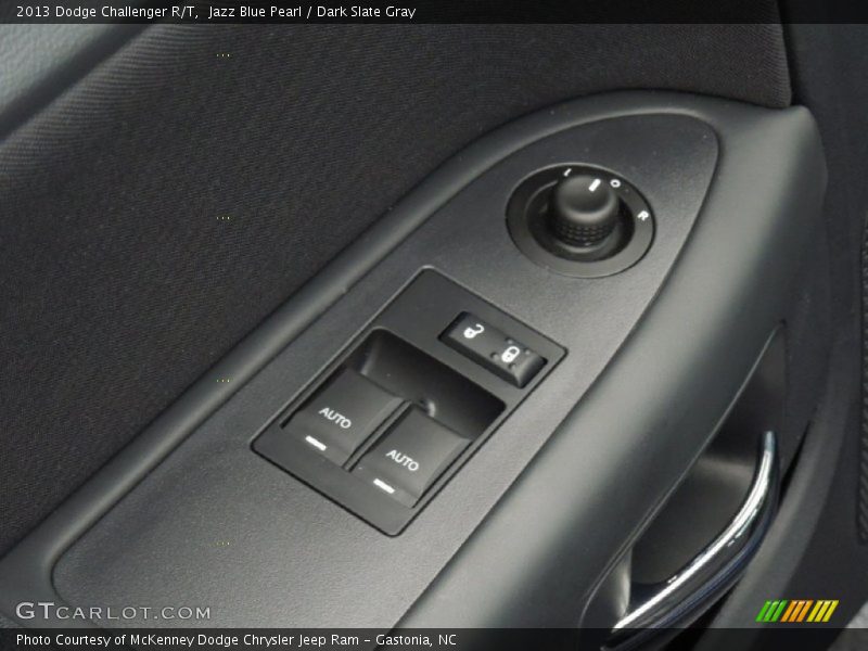 Jazz Blue Pearl / Dark Slate Gray 2013 Dodge Challenger R/T