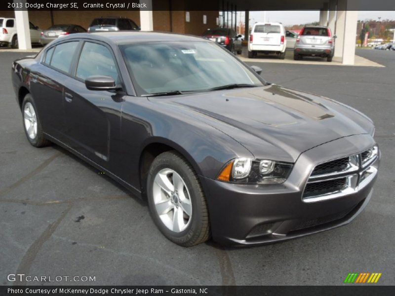 Front 3/4 View of 2013 Charger SE