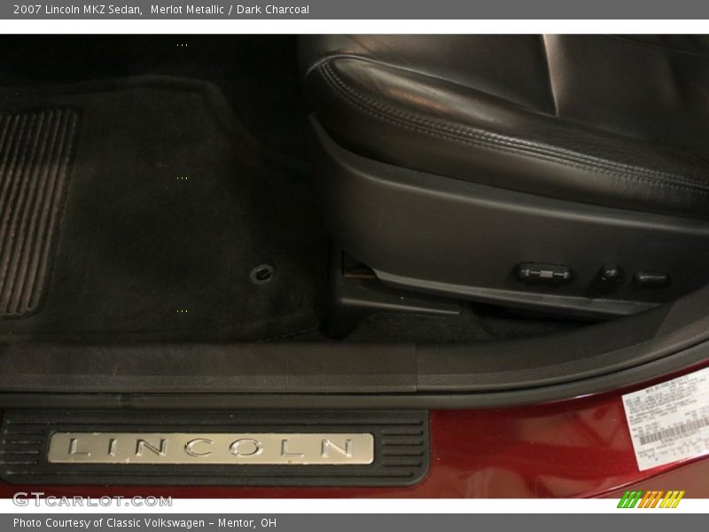 Merlot Metallic / Dark Charcoal 2007 Lincoln MKZ Sedan