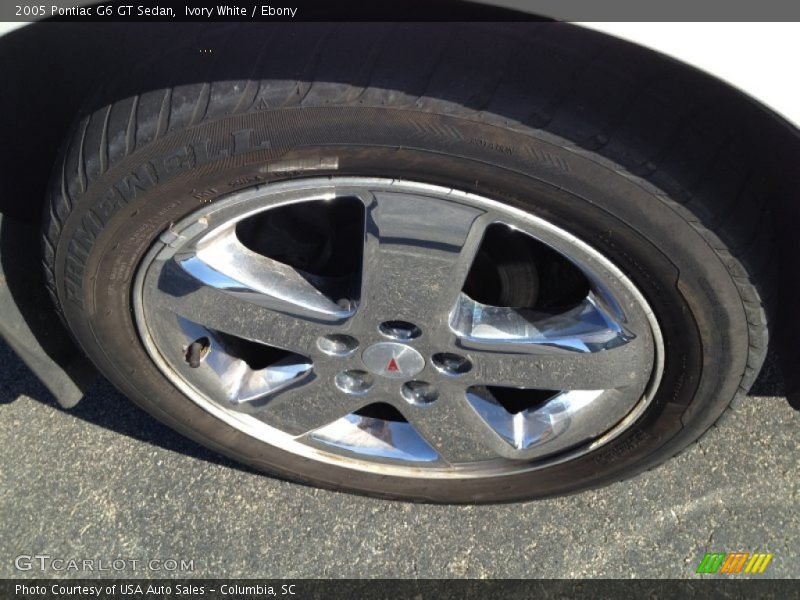 Ivory White / Ebony 2005 Pontiac G6 GT Sedan