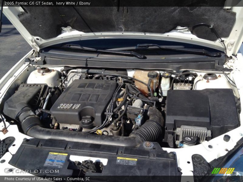 Ivory White / Ebony 2005 Pontiac G6 GT Sedan