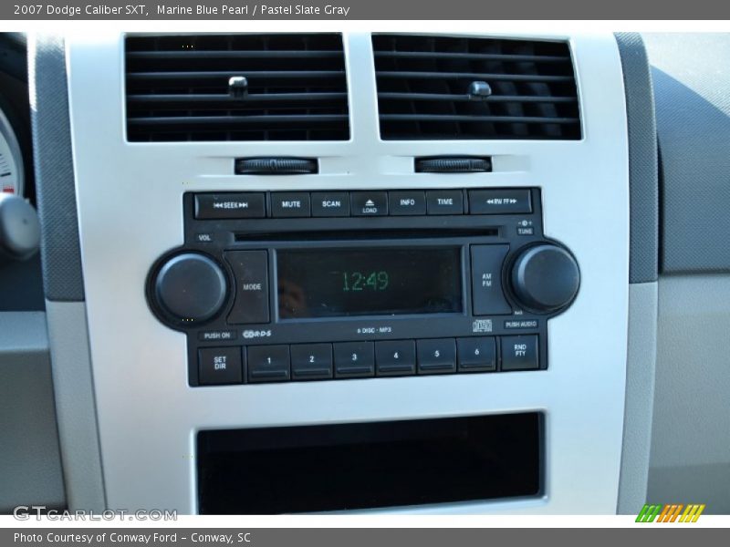 Audio System of 2007 Caliber SXT