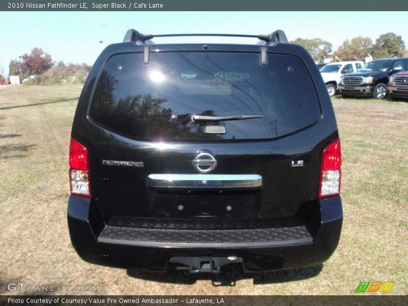 Super Black / Cafe Latte 2010 Nissan Pathfinder LE
