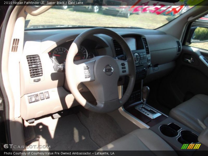 Super Black / Cafe Latte 2010 Nissan Pathfinder LE
