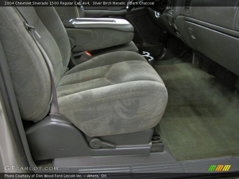 Silver Birch Metallic / Dark Charcoal 2004 Chevrolet Silverado 1500 Regular Cab 4x4