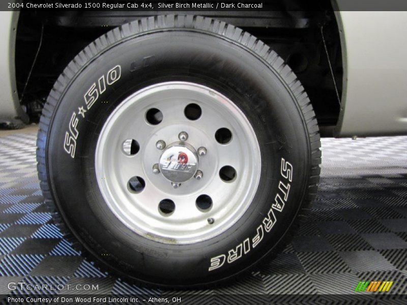Silver Birch Metallic / Dark Charcoal 2004 Chevrolet Silverado 1500 Regular Cab 4x4