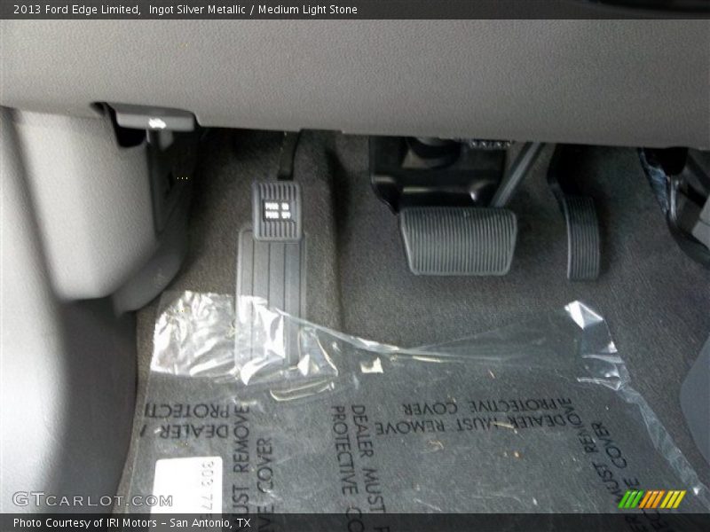 Ingot Silver Metallic / Medium Light Stone 2013 Ford Edge Limited