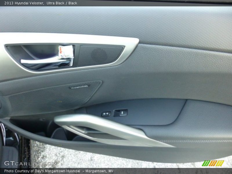 Ultra Black / Black 2013 Hyundai Veloster